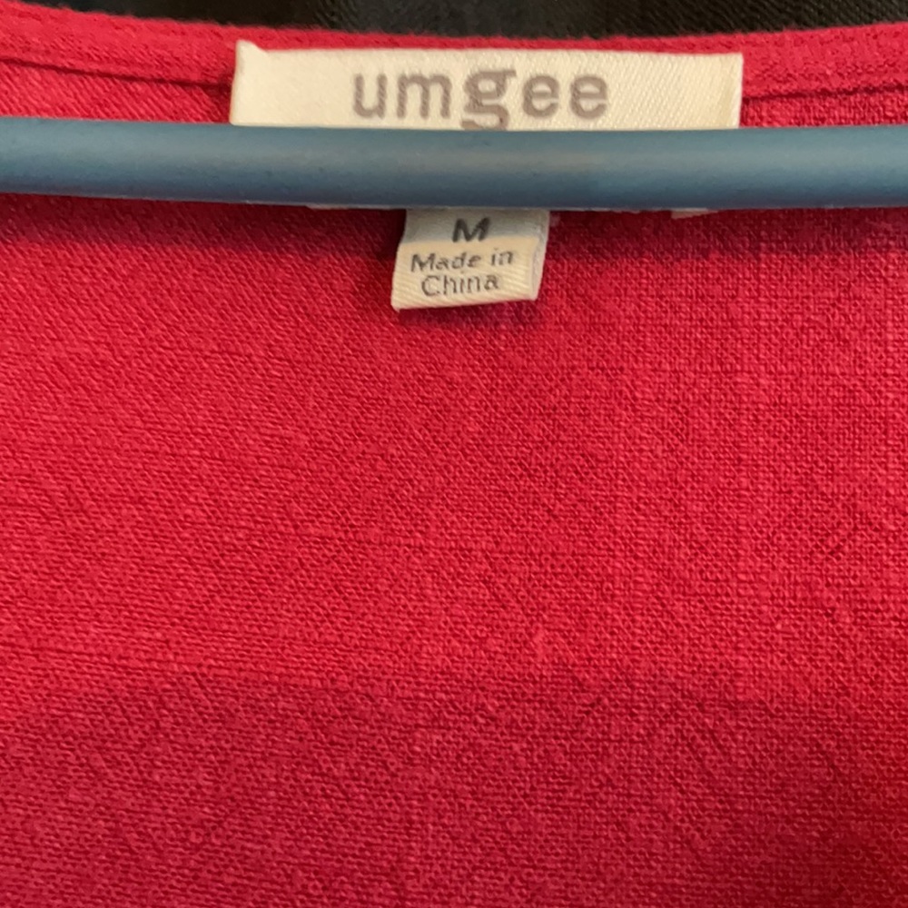 Umgee Red Top. Size M. Worn Once. Button Front Tie - image 3